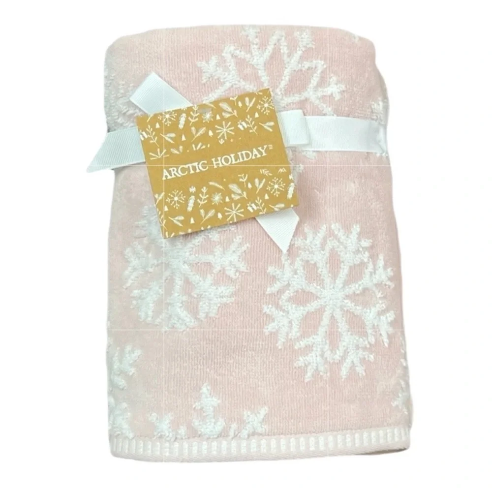 Arctic Holiday - ‘Snowflakes - Pink’ bath towel set. NWT Firm!